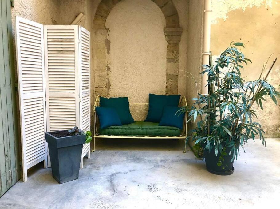 Ulysse, Appartement Spacieux Au Centre Historique D'Uzes En Rez-De-Chaussee Avec Exterieur, Proche Parking Des Marroniers Exteriér fotografie