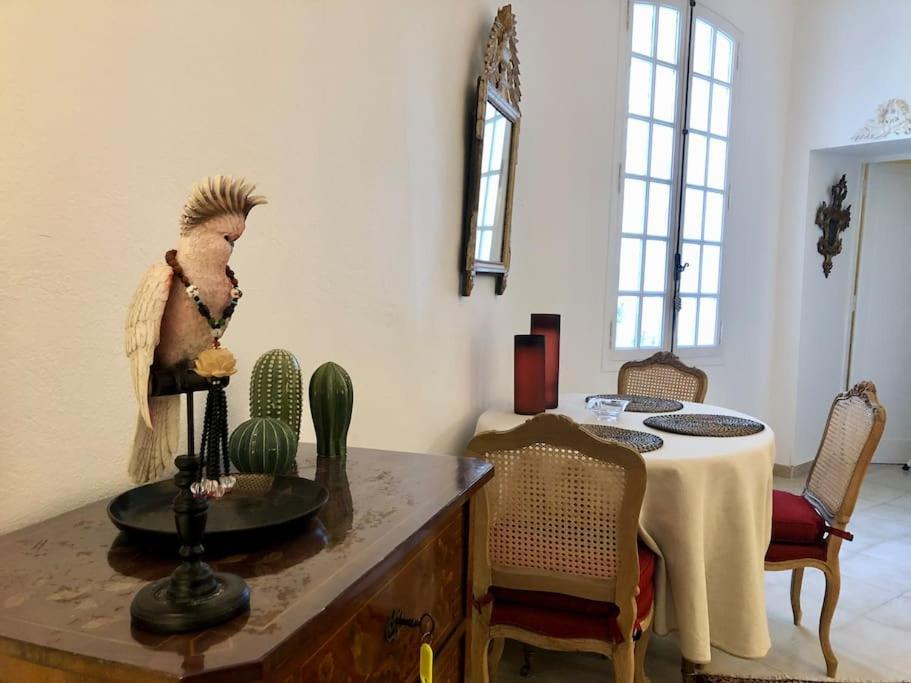Ulysse, Appartement Spacieux Au Centre Historique D'Uzes En Rez-De-Chaussee Avec Exterieur, Proche Parking Des Marroniers Exteriér fotografie